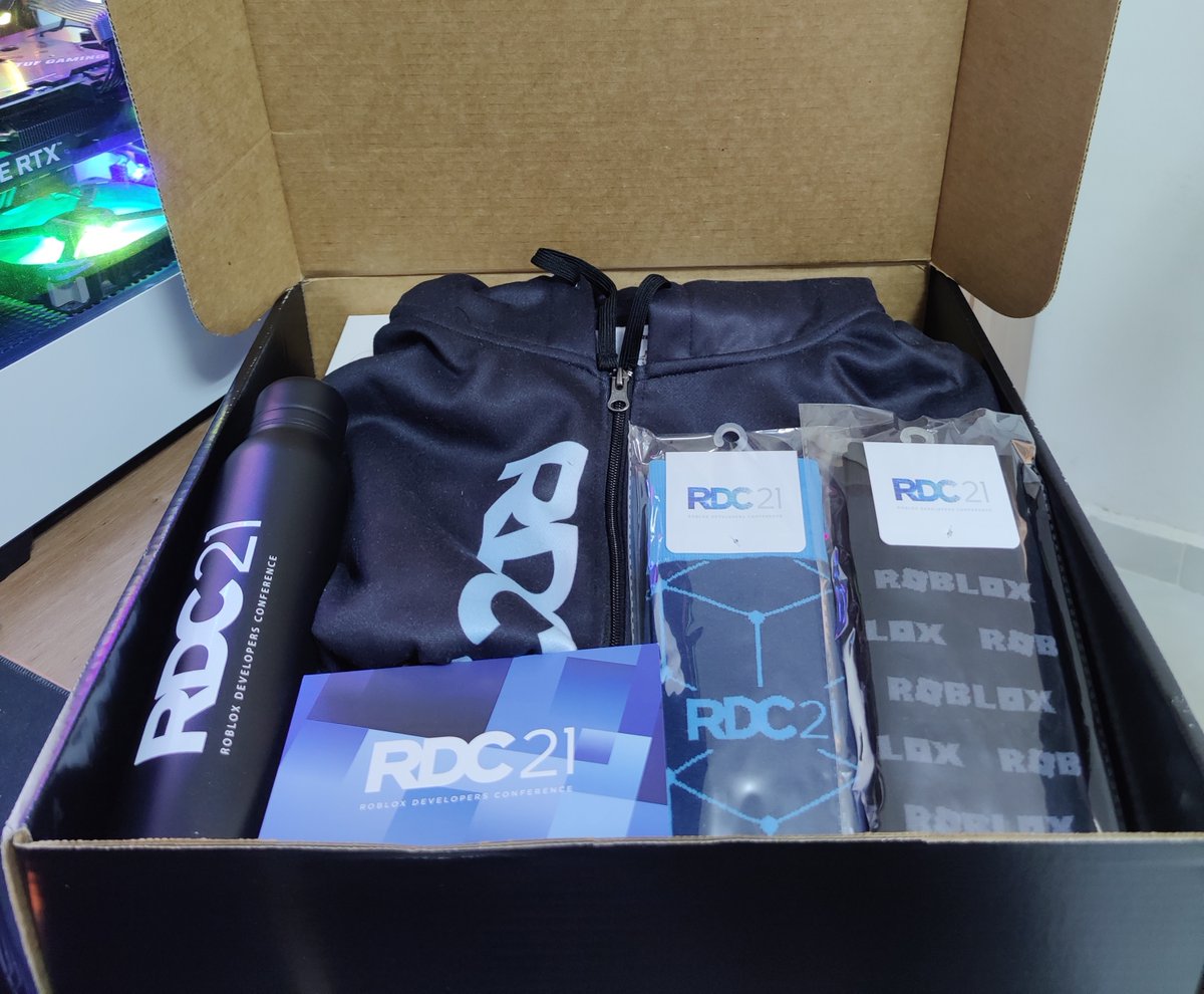 EiadRBX's tweet photo. Just got my swag. Thanks #RDC2021! https://t.co/eHgrpNGTvb