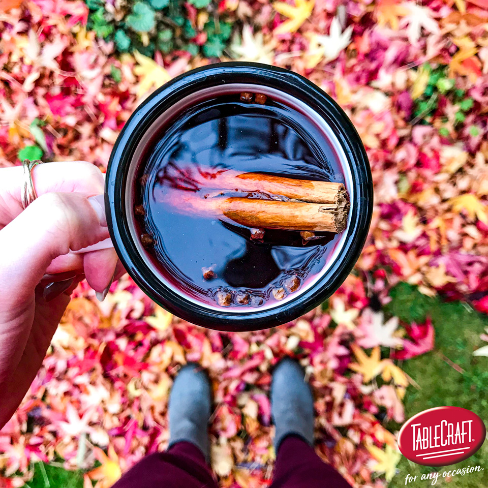 TableCraftHome's tweet image. Autumn in a cup! 🍂

Enamelware Collection 12 oz Mug (H80001) 

#EnamelwareCollection #Mug
