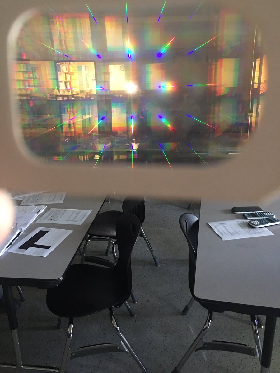 ChemWithMartins's tweet photo. Cell phones in the classroom are not always helpful, but when looking at a #continuousspectrum they take the win! https://t.co/7QqRNw0vIU