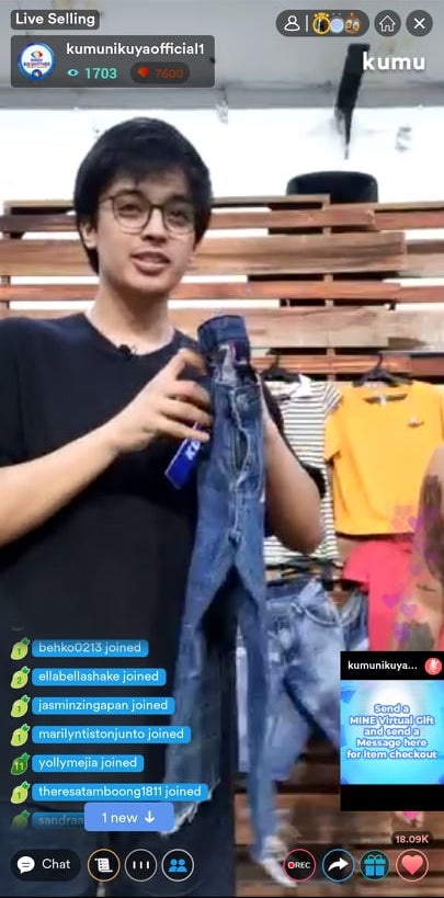PBBabscbn's tweet photo. Mag-mine na kina Brenda Mage, Alyssa at KD now!
Make sure to follow https://t.co/lKLCzpwl3B para makapili na sa mga items ng mga Celebrity Housemates!
#PBBKumunityWifiTask https://t.co/byT8G8NyT5