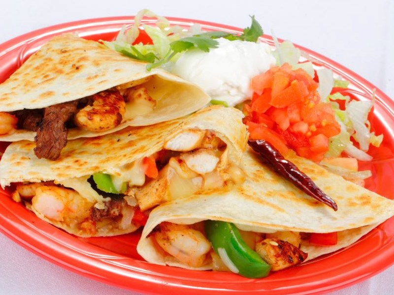Wow 😍 RT <a href="/CactusCantinaAL/">Cactus Cantina</a>: Mix things up with our Texas Fajita Quesadilla! 
...
#CactusCantina #GulfShores #MexicanCuisine #GulfShoresAlabama #AlabamaFood #AlabamaFoodie #TexMex #MexicanFood