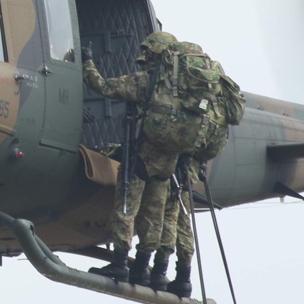 Hound 土曜日 東地区 シ ブロック 63a よかった 背嚢に小銃携帯した状態でリペリングするところ写真にあった T Co Obbzaf8a4c Twitter Hound 土曜日 東地区 シ ブロック 63a よかった 背嚢に小銃携帯した状態でリペリングするところ写真にあった T Co Obbzaf8a4c Twitter