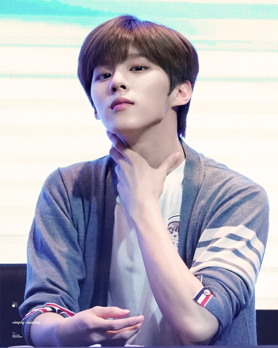 Mentt0's tweet photo. 집착해달라는 말 함부로 하는 거 아니에요 #녁우 https://t.co/6emluey3Y9