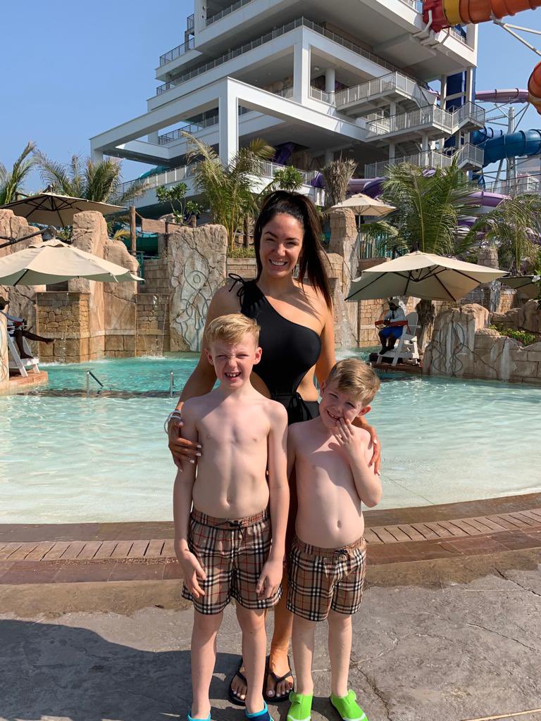 Living my best life in Dubai. Don’t come at me with English things, please and thank you.