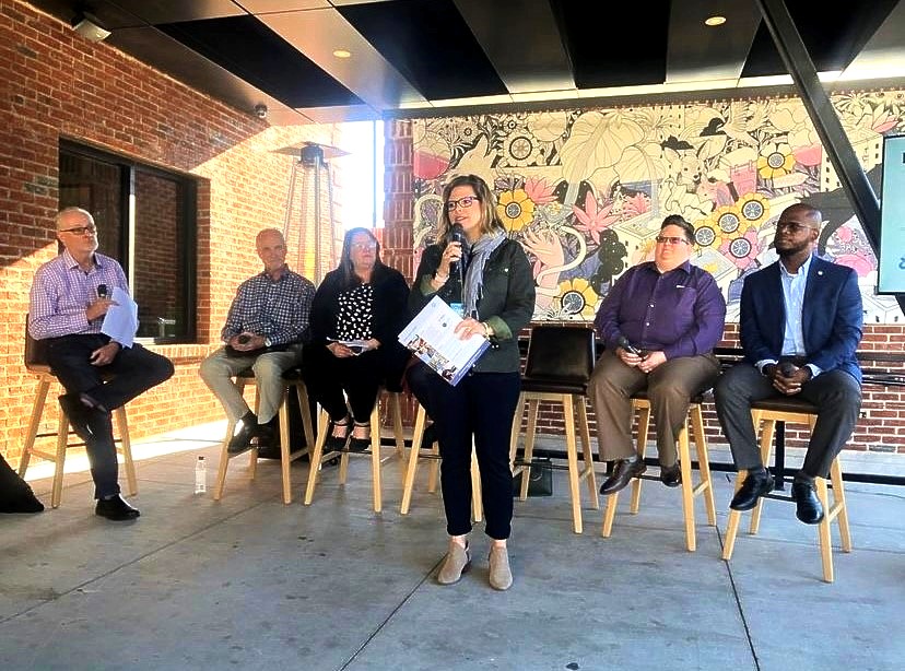 pathwayvboc's tweet photo. Yesterday, Pathway's VP of Stakeholder &amp; Client Development, Katie Hendrix, joined the Find Your Funding Panel hosted by TSBDC for Startup Week Chattanooga! Don't forget to join Pathway's From Idea To First Sale panel this afternoon. 🎤#StartUpWeekCha2021 #ReigniteCha #ChaHeart https://t.co/xFXf04yXrX