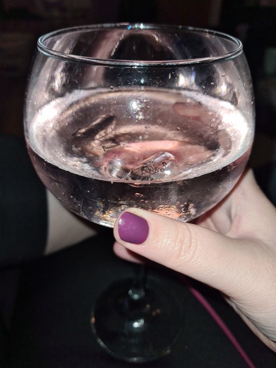 swinger_diaries's tweet photo. This was me enjoying a gin, last night, while I was toying with a sub online!
You fancy doing the same? Hit me up! 💜
#ScottishDomme
#ScottishSubmissives
#DommeSubUK
#DommePromo
#DommeRT https://t.co/wkqGVlJpK4