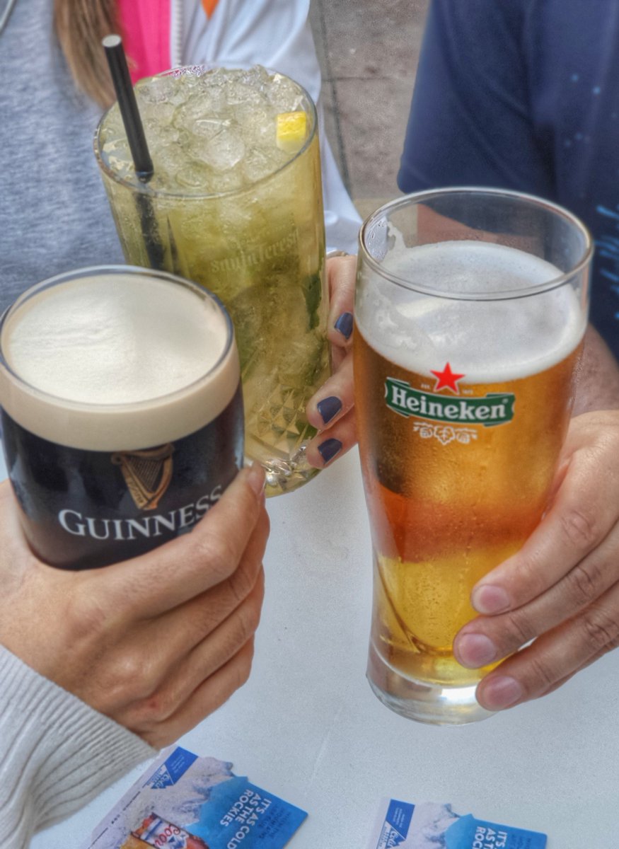 FlahertysBars's tweet photo. The best drink is the one we drink with friends😊
#Wednesdayvibe #irishfun #irishbar #barcelona #ibiza #quotes https://t.co/BiG7w8xV9w