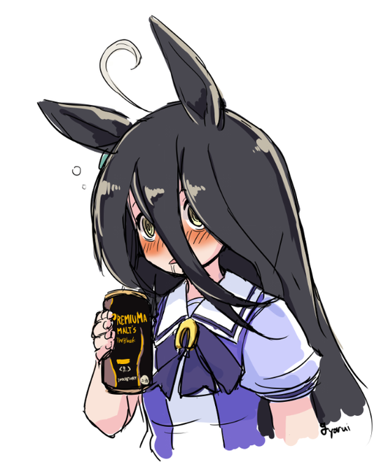 苦味のある黒い液体をキメるマンハッタンカフェ 