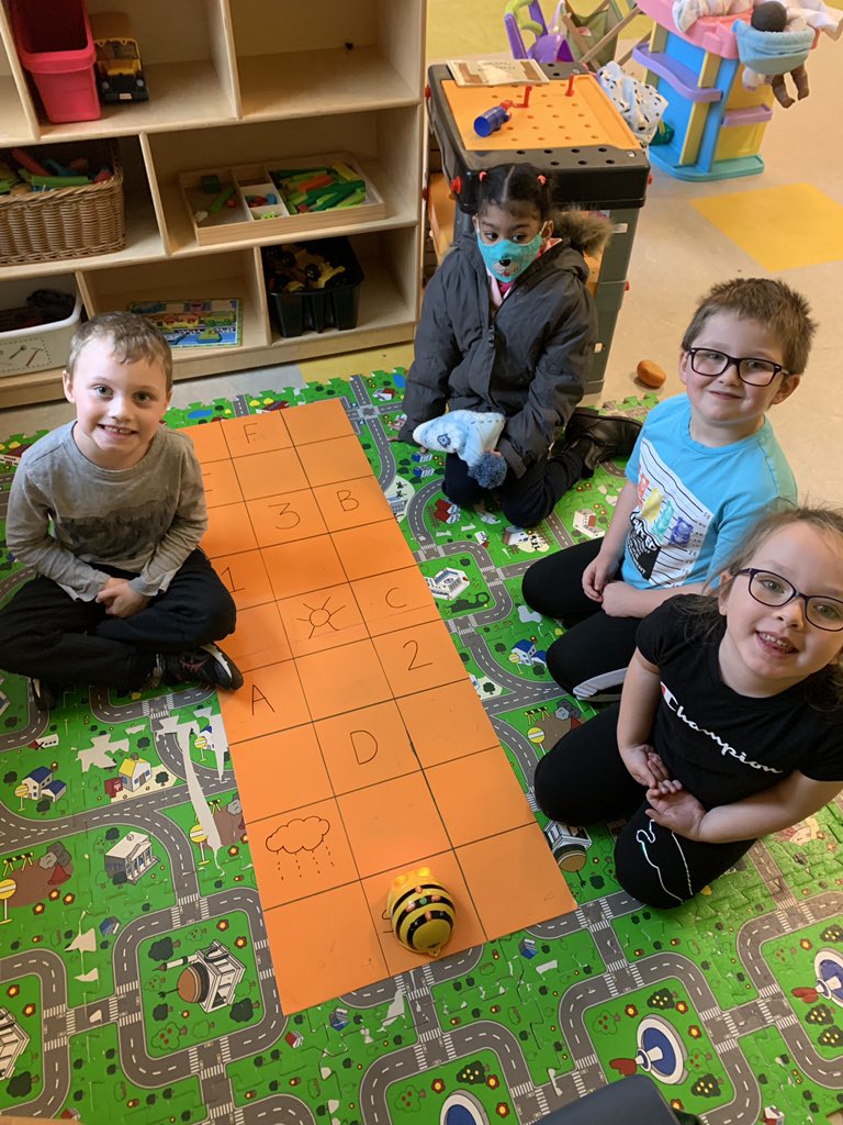 jilloduks's tweet photo. The K’s had so much fun with the BeeBots this morning learning about letter and number recognition, as well as weather! @eastpointelem @MsHomerEPE @NLESDCA @eastpointelem @mmelee5 https://t.co/vOFwasOrmN