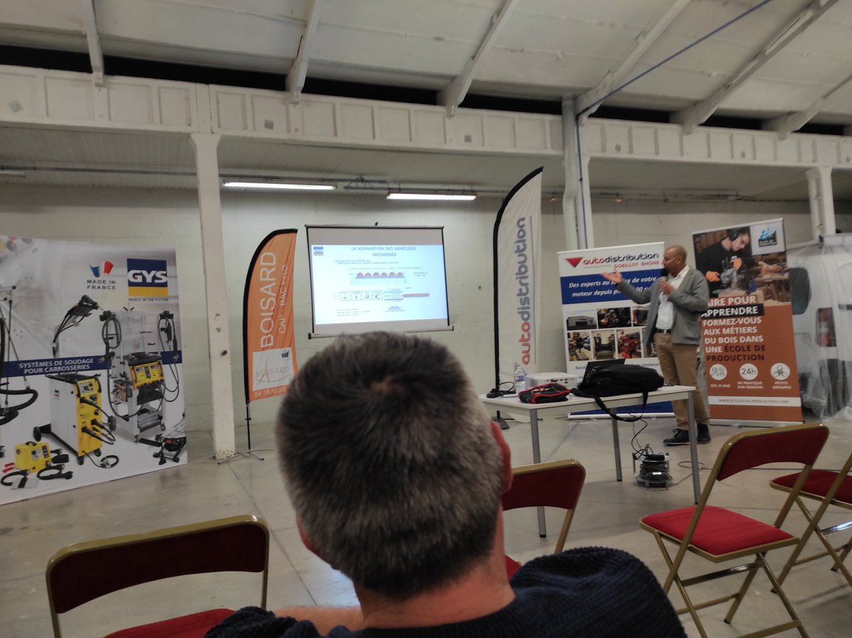 PCarrosserie's tweet image. Merci #autodistribution Rhône et @GYSWelding pour cette soirée d'information sur les nouveaux  aciers utilisés en automobile. #hle #uhle #thle