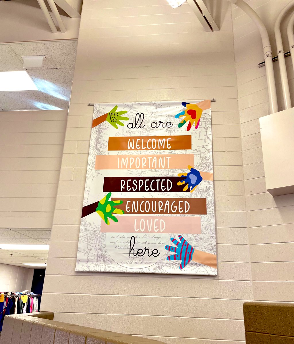 A huge thank you to our <a href="/OMS_PTA/">OlivePTA</a> “Every Owl Counts” Committee for our beautiful new banner in our Commons area. #allarelovedhere #d25itspersonal #togethertoday2transformtomorrow ❤️🦉