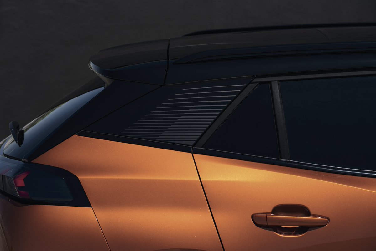 Peugeot France tweet media