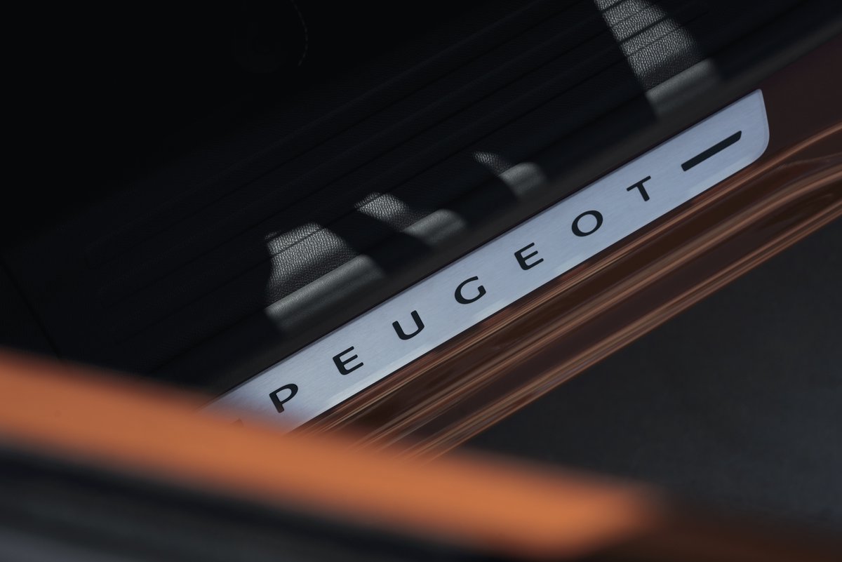 Peugeot France tweet media