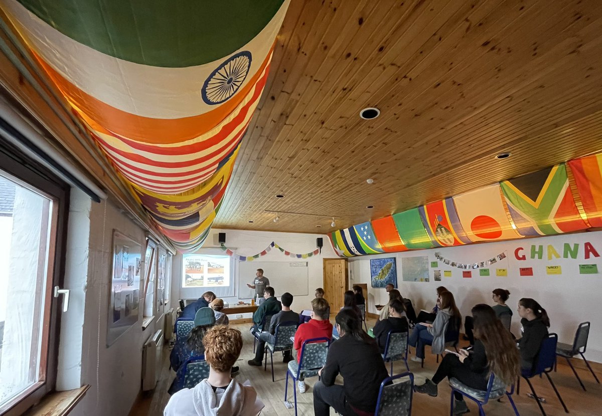 ProjectTrustUK's tweet photo. Great to see volunteers back in The Hebridean Centre! 😊

#AYearWithNoGaps https://t.co/hGNrjKjpTq