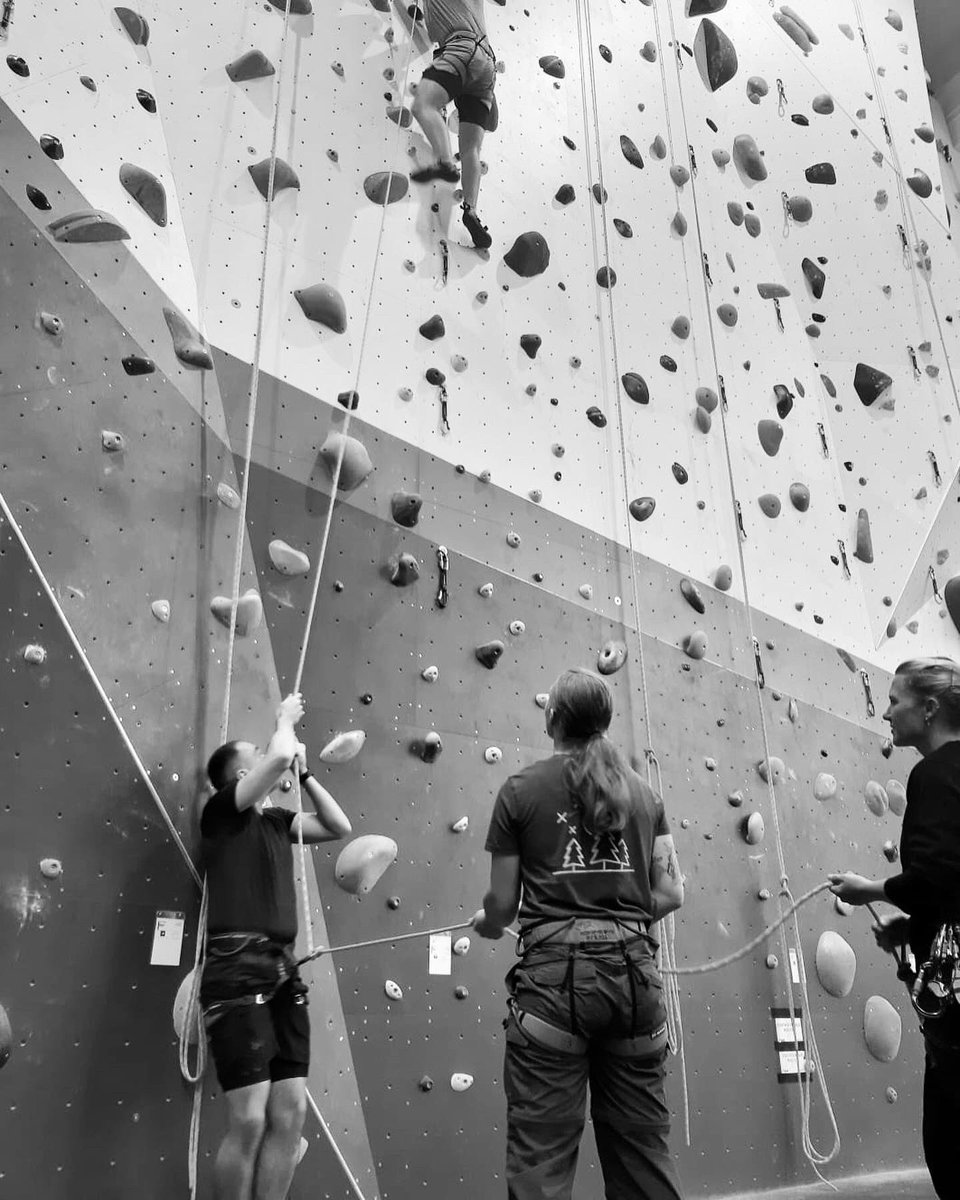 Raft building, climbing, and trust exercises are all part of today’s activities on Ex MONOPOD. A multi activity week designed to allow the students to enjoy themselves whilst also testing their communication skills, confidence and resilience. #britisharmy #PODP #BT #faillearnwin