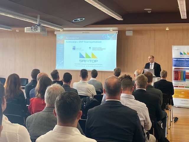 [SAVE THE DATE] The most important professional event of the Slovenian #toolmaking #industry Toolmaking Day 2021. Book December 13th and join us at the <a href="/DIHSlovenia/">DIH Slovenije</a> 
More information &amp; free registration ➡️ bit.ly/Slovenian-tool… 

#TECOS #innovation #engineering