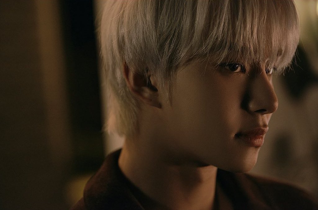 ً (@lookskjw) on Twitter photo 