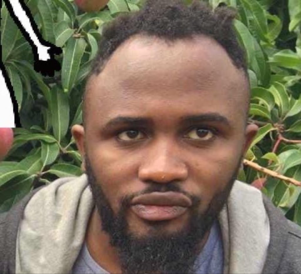 Saddam_KE's tweet photo. The question is, where is your hairline ? https://t.co/KJ5iztE08l