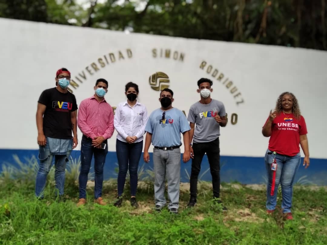 jos25hawk07's tweet photo. Desde la Universidad Nacional Experimental Simón Rodríguez, núcleo Canoabo la FVEU - Carabobo se despliega:

🖇️ Recorrido por sus instalaciones.
🖇️ Visualizamos sus laboratorios de Microbiología.
🖇️ Realizamos registro VE-TICKET.
🖇️ Registro de Becas Fundayacucho. https://t.co/1Lcuwy4buV