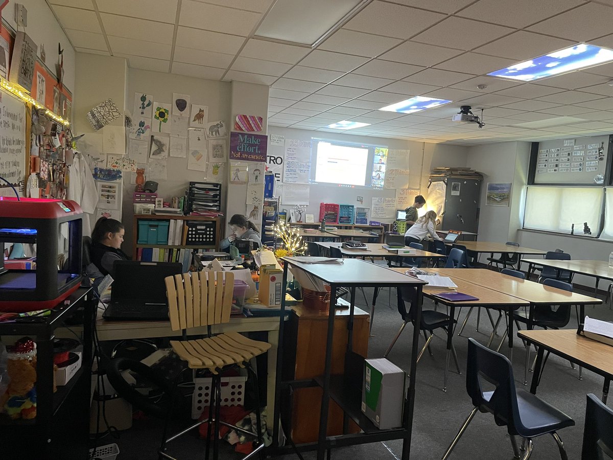 Keeping our classmates involved in our review and discussion using <a href="/quizlet/">Quizlet</a> live.  <a href="/ECMSAstros/">East Clinton Middle School</a> #middleschool #distancelearning #problemsolving