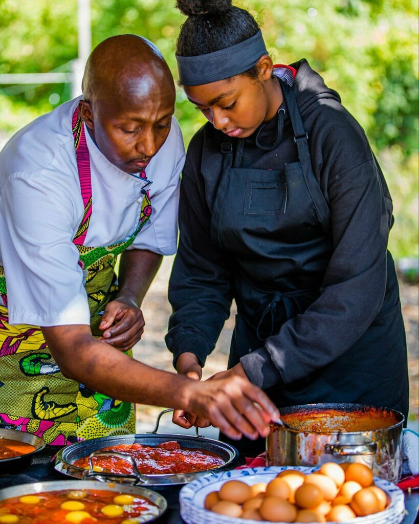 MagazineMarquee's tweet photo. We are thrilled to announce that our winter issue will be all about amplifying voices. We will be passing the mic to several Canadian contributors and featuring some amazing Canadians using their voice to make a difference. 

Starting with @chefbashir . … https://t.co/hyGw8UKq1A https://t.co/spwfyUSU71