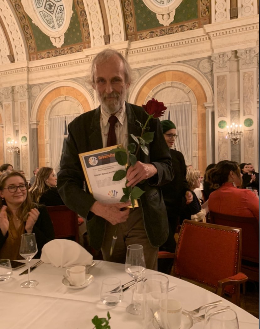 LennartJnsson's tweet photo. OJ - jag och @MisaAB fick idag utmärkelse av @DiversityIndexx och vi alla i organisationen blir sporrade att fortsätta kämpa för ett samhälls- och arbetsliv där alla får plats. #inclusion #supportedemployment #funkpol #mångfald https://t.co/bEPmF6VR9H