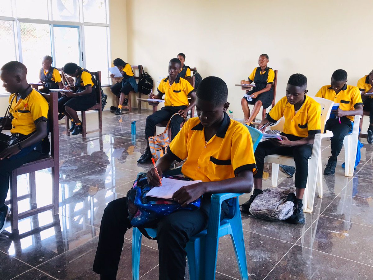leadeduorg's tweet photo. Class is back in session! We are so excited to announce that our @MonroviaFA students are back in class and ready to learn. So happy to see all the smiling faces of our new students this year! 😄🖤 https://t.co/rA0w2t3vJg