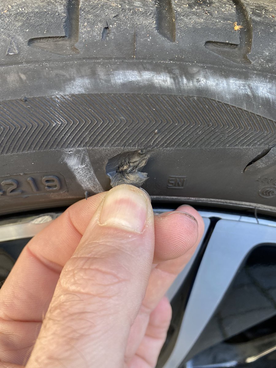 dannymills91's tweet photo. @enterprisecares hiring a premium Mercedes C class with not 1 but 3 illegal tires. While the branch try to convince me that they are ok. Oh and this is the second car, the first had, check battery light, replace breaks light. https://t.co/bijysl0GmR