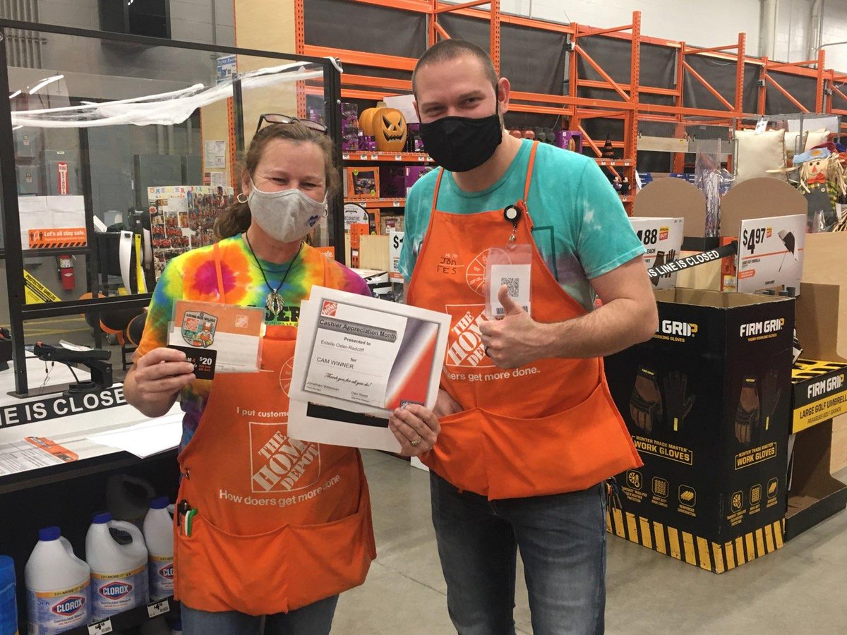 Congratulations to cashier Estelle at store 1236 for being this years CAM winner! We appreciate all that you do! 🥳😎