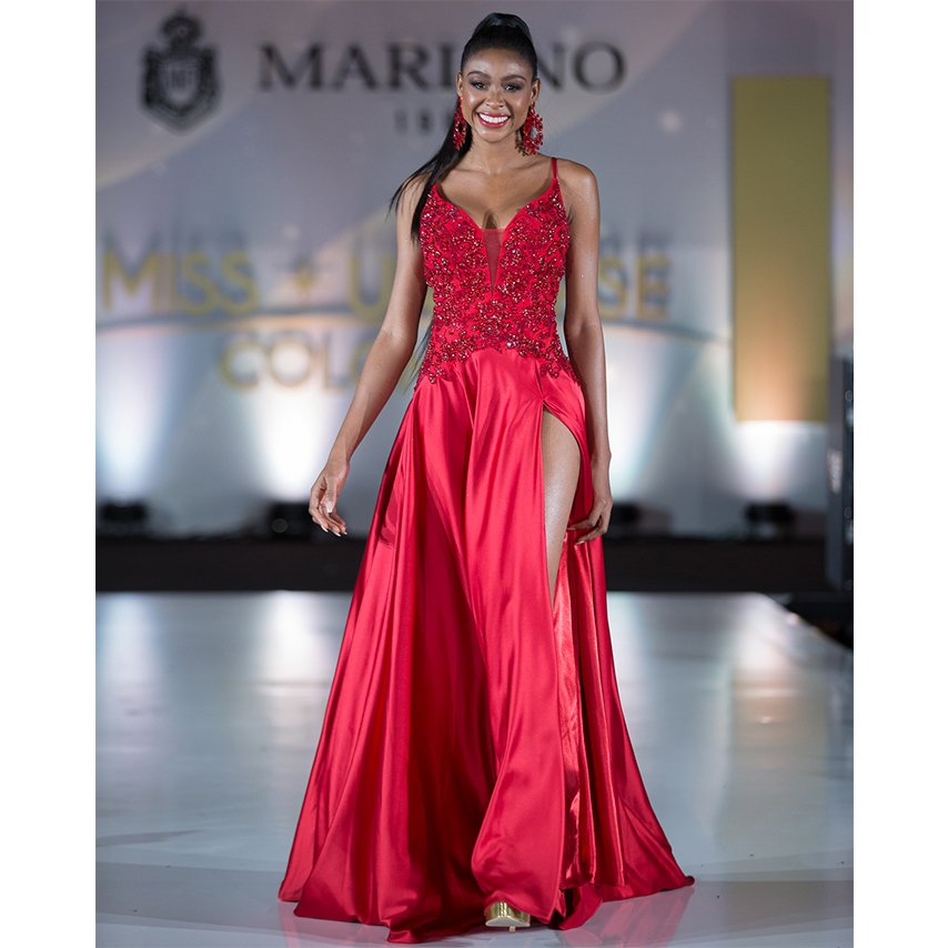 inspanishmgz's tweet photo. Gala Elegancia Mariano 2021

Foto #JonCadena Diseño #MarianoFernandez
#beautypageant #missology #dress #glamour #trajedegala #missuniversecolombia #colombia https://t.co/RWIx8MWmsW
