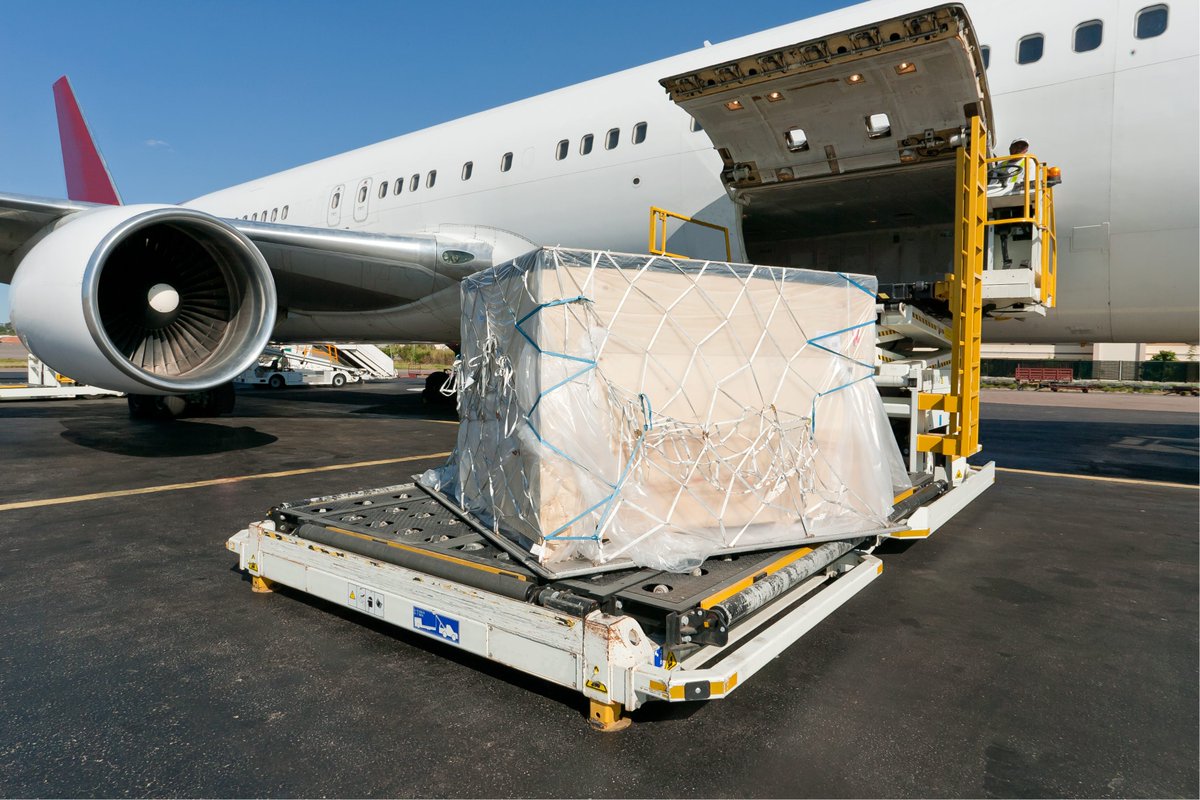 asiacargonews's tweet image. IATA Launches CEIV Lithium Battery Certification Program - Asia Cargo News asiacargonews.com/en/news/detail… #CEIV #LithiumBattery #IATA