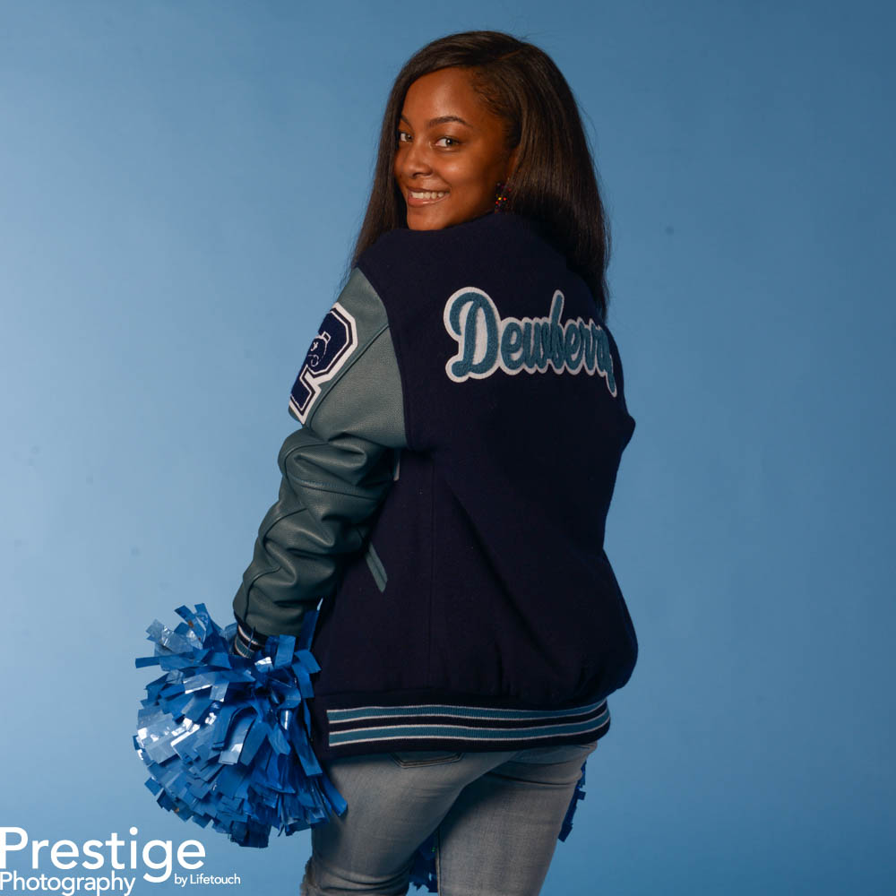 PrestigeJax's tweet photo. Meghan-Long County High School #longcountyhighschool #LCHS #BeTheTide #senior #seniorpicture #photography #prestigejax #snrszn #ludowici #georgia #classof2022 #2K22 https://t.co/hnEHdoQGYT