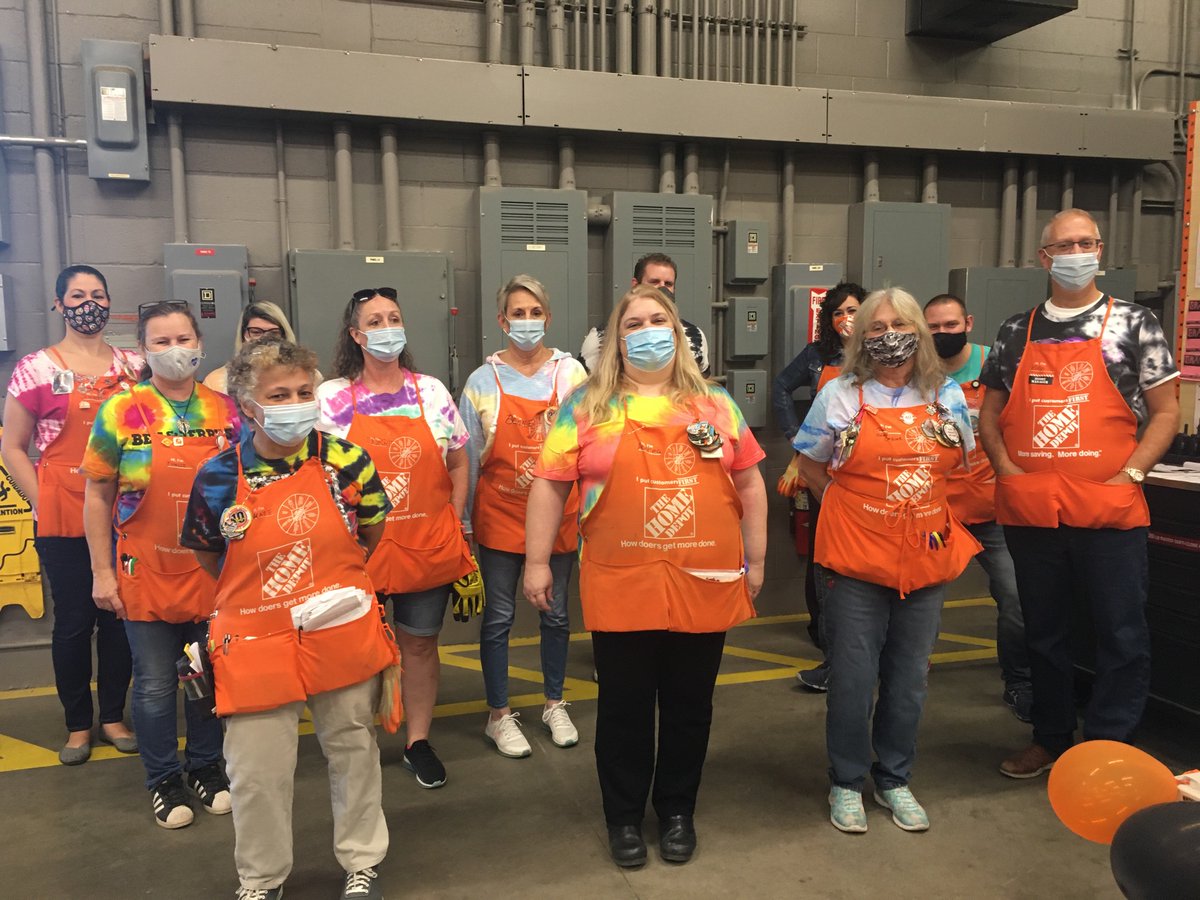 Celebrating another day of CAM with tie die day at store 1236! We also had a very special visit from our RDO today! Thank you to all who participated!! 😎 🥳@Sara_Gardner3 <a href="/MillerKamamm89/">Kris Miller</a> <a href="/thdrapple/">Rich Applegate</a> <a href="/r_charles687073/">Charles Joyner</a>