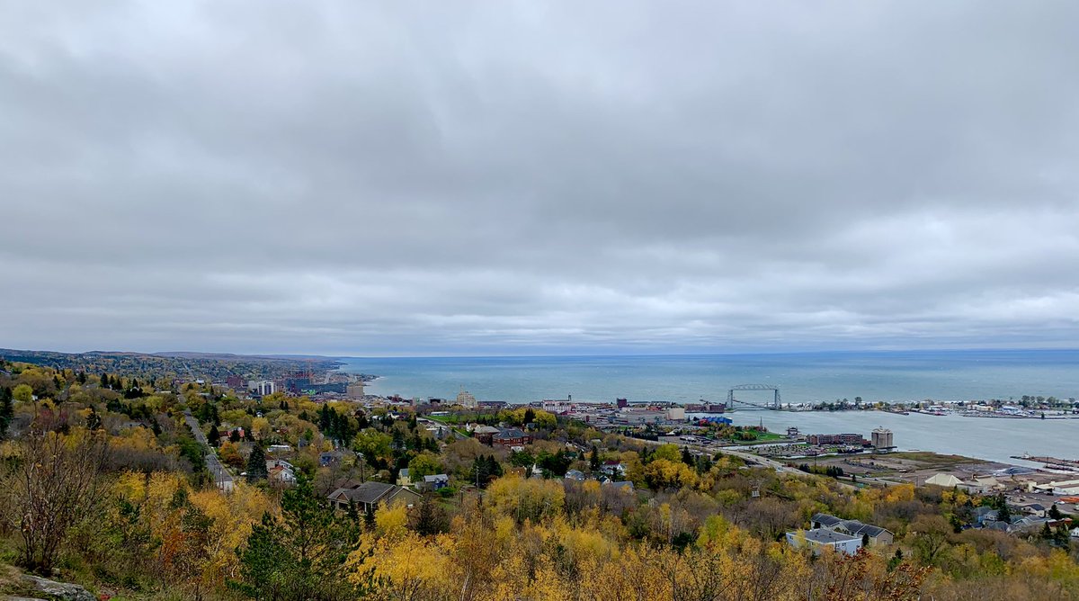 KateVanDaele's tweet photo. I never get sick of this view! #Duluth #aerialliftbridge #lakesuperior https://t.co/TtBXUNoI9w
