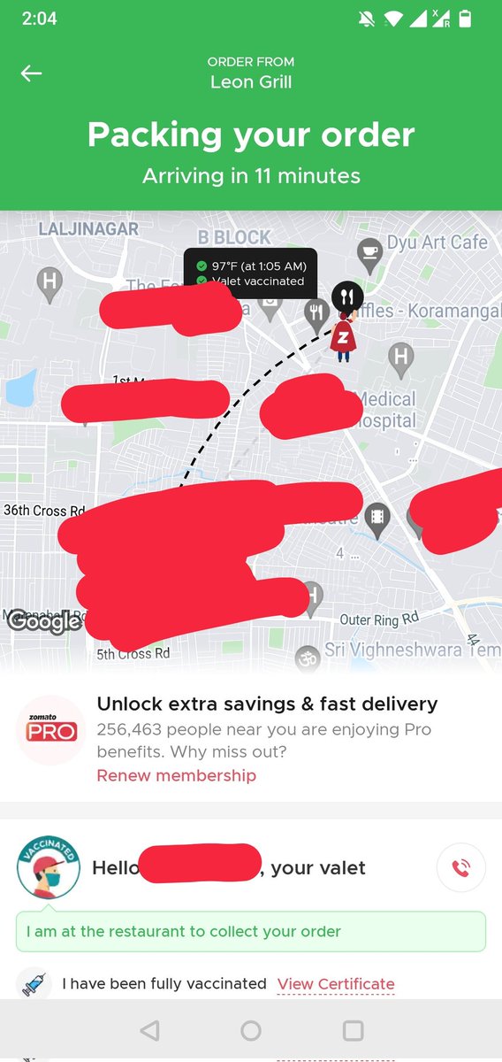 AuroBanAri's tweet photo. @zomato @zomatocare 
What kind of scam is this #Zomato ?
At 2:04 AM, the approximate delivery time shows as 11 minutes and at 2:07 AM, it's just 10 mins? Is this how you extend time? By deceit? 
@BandBajaateRaho @deepigoyal https://t.co/8KGHNBqfYW