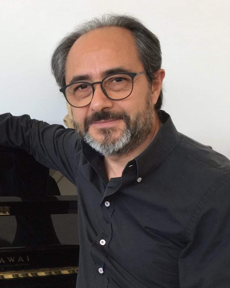 CCFTS's tweet photo. MIEMBRO DEL JURADO DEL #41CCFTS #VPREMIFIRACOR
JOSEP ROBERT SELLÉS i CAMPS
Compositor. Director del Cor de Cambra Discantus y de la Agrupació Vocal Eduardo Torres de #Albaida. Director T��cnico del #CCFTS.
#Cocentaina #coros #musicacoral #Fira2021 @Fira_Cocentaina
@discantuscorcam https://t.co/oloudkqee8