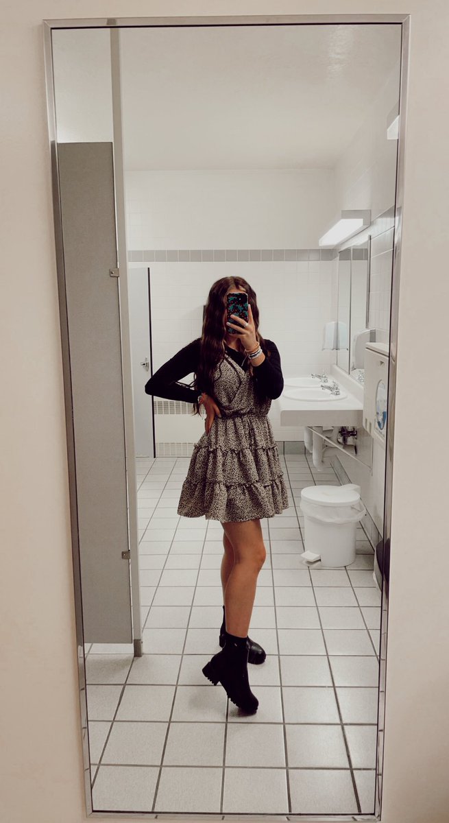 jentch_'s tweet photo. 🤎🦋 https://t.co/Inhgc604Wl