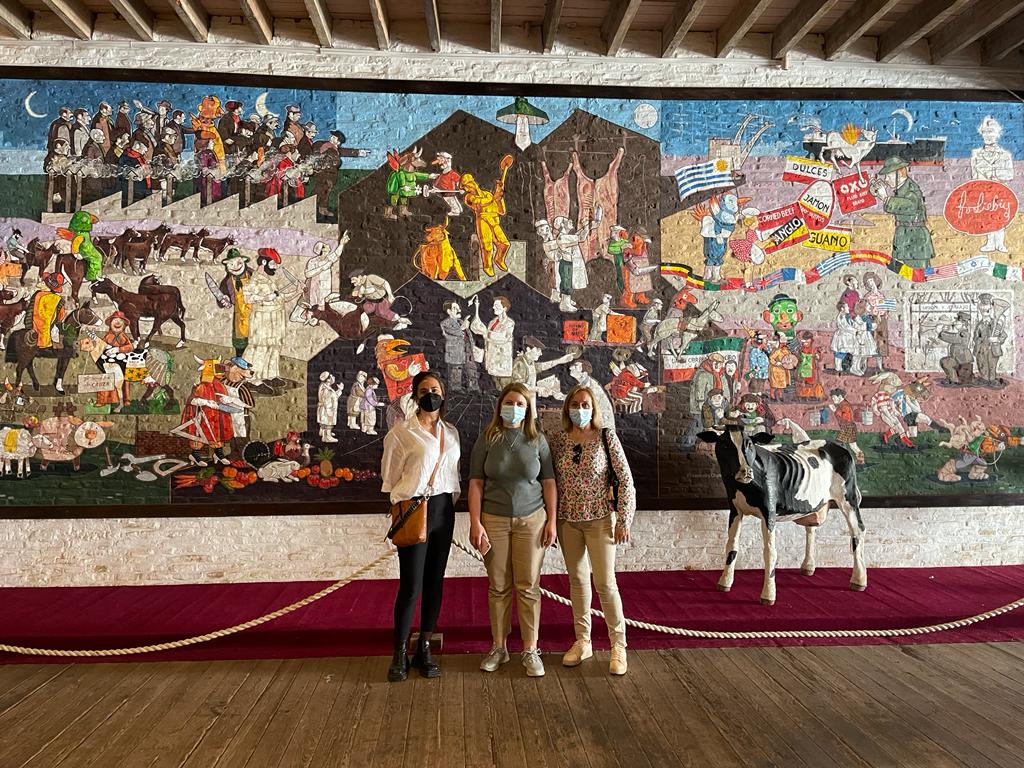 CamturUruguay's tweet photo. Hoy estuvimos recorriendo la ciudad de Fray Bentos. Visitamos distintos puntos de interés turístico como el Balneario Las Cañas y Paisaje Industrial Anglo, patrimonio histórico de UNESCO. https://t.co/TdSAToQTYb