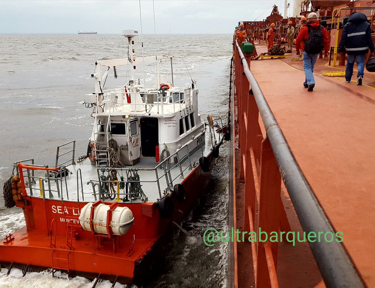 UltraBarqueros's tweet photo. Muy Felíz Día del Práctico Argentino a todos nuestros pares!! 20 Octubre 2021 #diadelpractico
#PilotDay #practicosargentinos
#ultrabarqueros #ultrabarqueros2 #pilots #maritimepilot #riverpilots #HarbourPilot #pilotboat #Prácticos #pilotaje #practicaje #merchant #seamen #Ship https://t.co/dU8uxz40FV