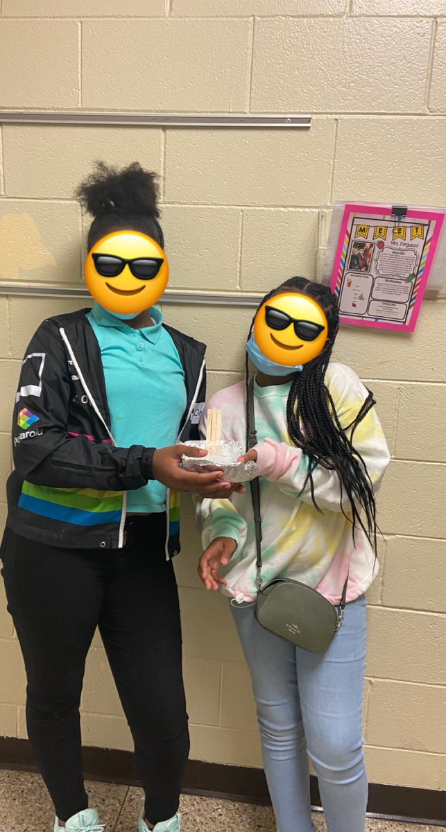 MagicalMrsFerg's tweet photo. Today we worked on a #STEMactivity that involved subtracting decimals. Students were given a list of items they could buy and  a $ amount. They had to spend money to build a boat. Stay tuned tomorrow to see how they float! @SeabornLeeES @FergusonSTEM https://t.co/YnJApnA2y1