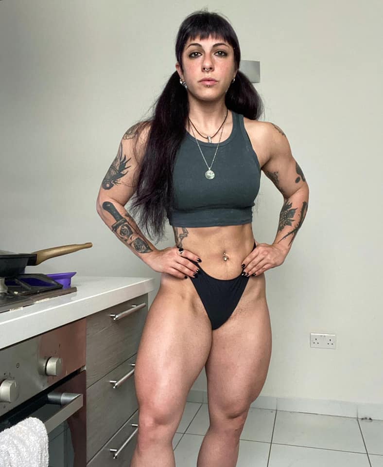 femalebodybuil6's tweet photo. 7 Reasons to Use Bodybuilding to Get in Shape : 7/ Bodybuilding improves your bone density (5 photo) : https://t.co/Hu7fOl8msX 👈😍 https://t.co/3DsbaRkZW4
