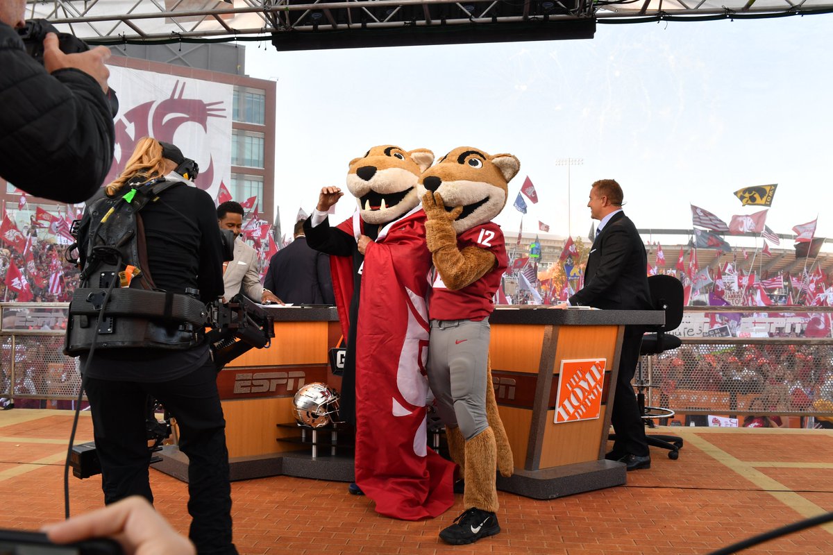 WSUCougars's tweet photo. 3 years ago today, ESPN's @CollegeGameDay came to Pullman for an electric weekend on the Palouse.

Let's bring the same energy this weekend for @WSUCougarFB, Coug Nation. 

#GoCougs | #BackHome https://t.co/bFj7esKVZl