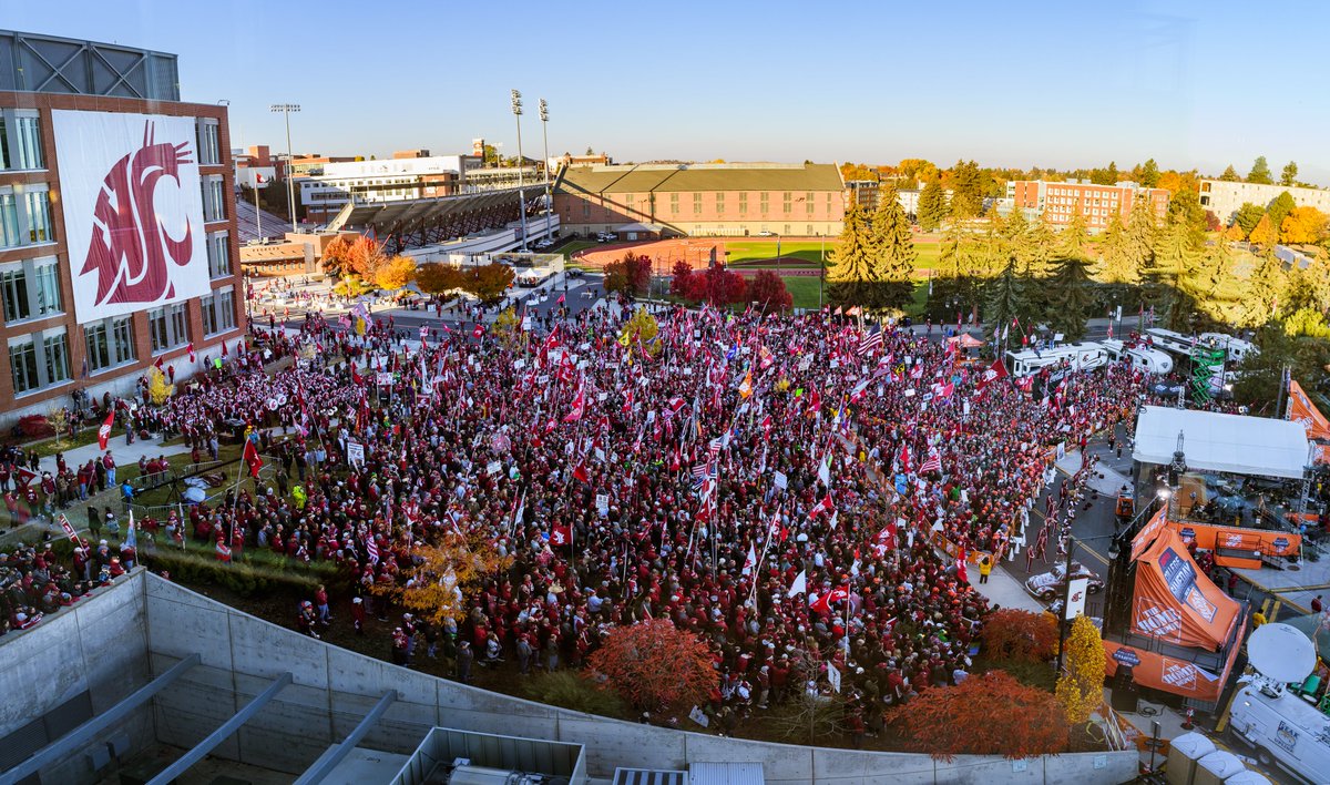 WSUCougars's tweet photo. 3 years ago today, ESPN's @CollegeGameDay came to Pullman for an electric weekend on the Palouse.

Let's bring the same energy this weekend for @WSUCougarFB, Coug Nation. 

#GoCougs | #BackHome https://t.co/bFj7esKVZl