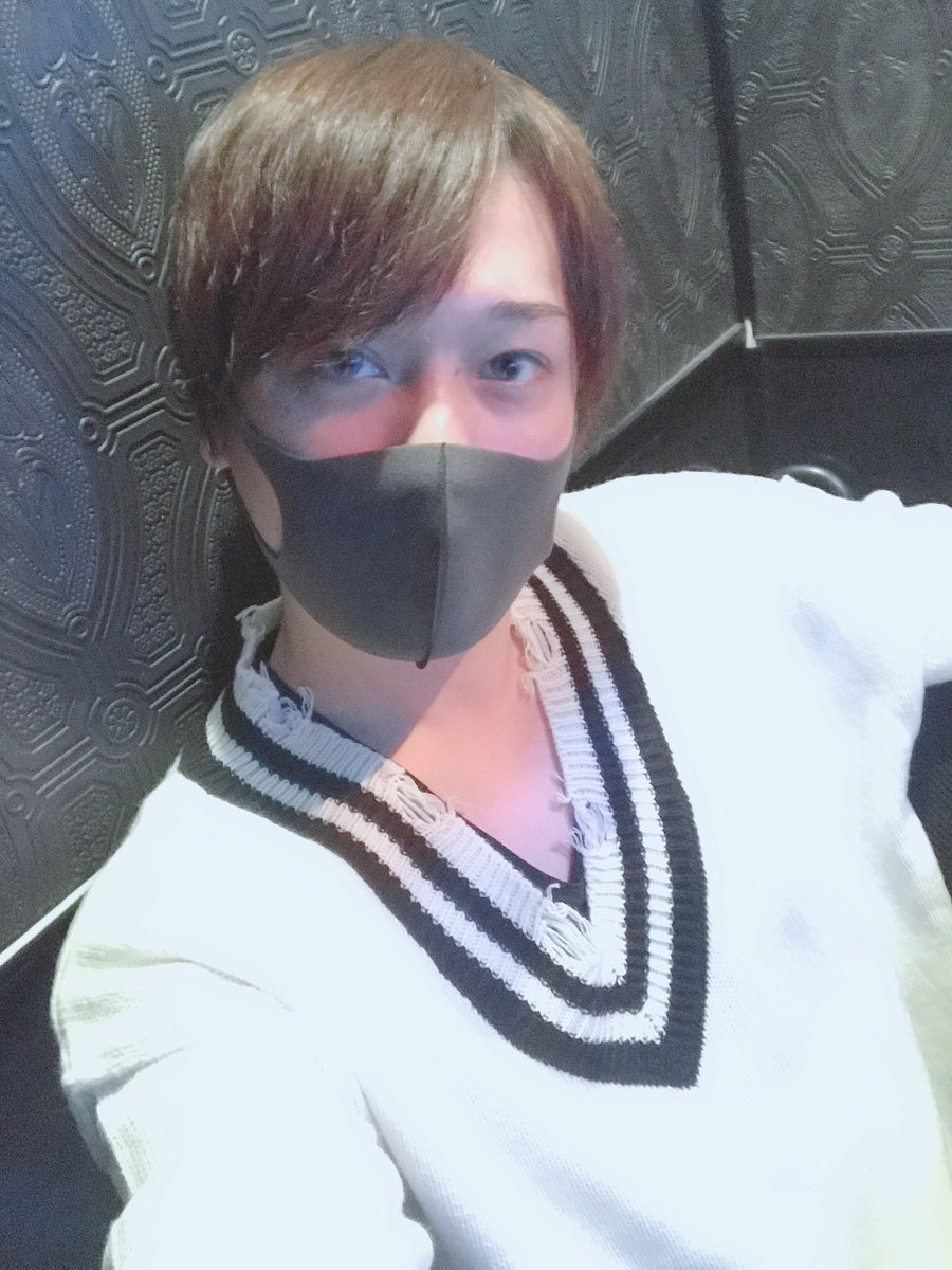 naoki_abgd's tweet image. ほろ酔い気分な内勤です！🍀

仕事に手は抜きたくないので言う時はしっかりと言うし行動します！🙇‍♂️

ALPHABETのみんながイケメン過ぎて色んな女の子に会いに来て欲しい🥂

#ABgd