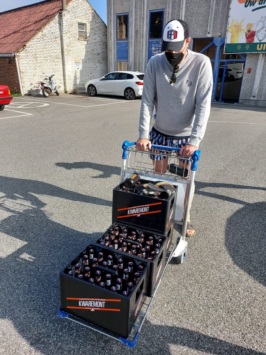 Absolute essential purchase in #flanders2021 #UCIWorldChampionships