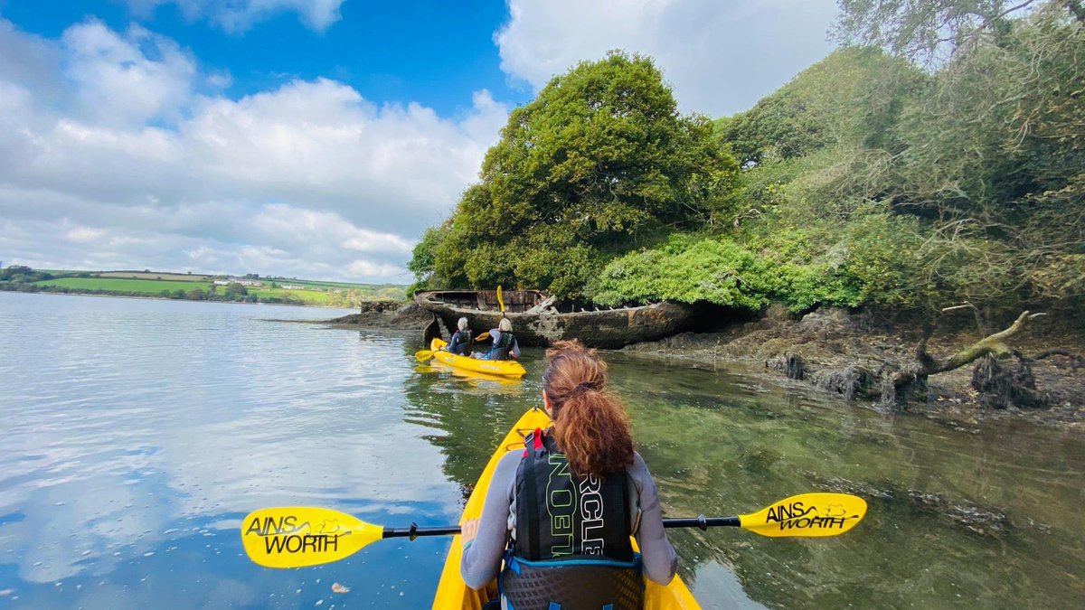 KoruKayaking's tweet photo. Last few #kayak adventures of the season! Autumn as the leaves begin to turn, the wildlife gathers on Frenchman’s Creek and the holly starts to make an appearance for winter. 
Contact us to book. 2 Spaces tomorrow 2.30pm @BudockVeanHotel https://t.co/kaeN0j1Gjo