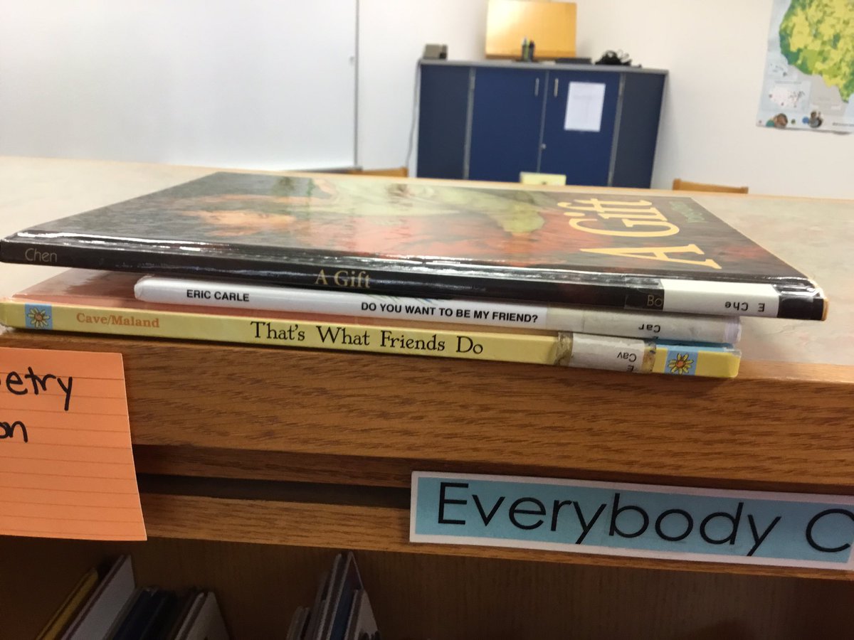 3rdgeckos's tweet photo. Third graders create poetry using book spines! Thanks, Mrs.  Westman, for this Found Poetry opportunity. https://t.co/WE7jHECGqj