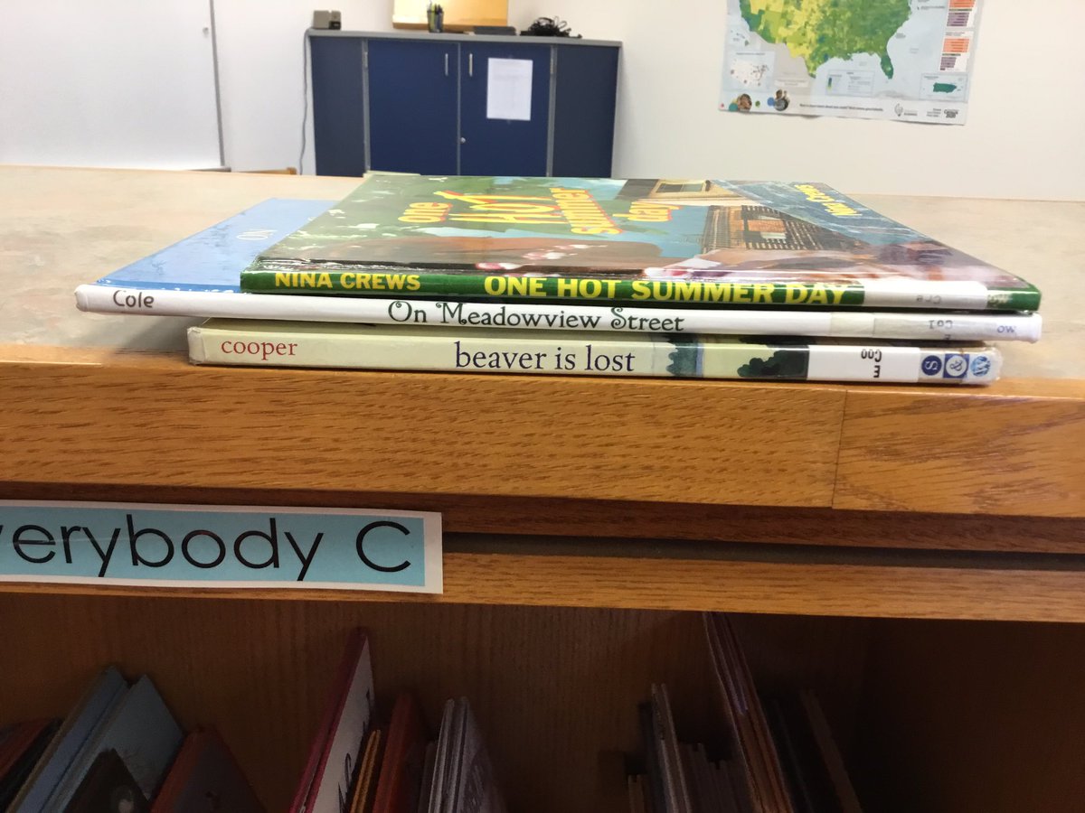 3rdgeckos's tweet photo. Third graders create poetry using book spines! Thanks, Mrs.  Westman, for this Found Poetry opportunity. https://t.co/WE7jHECGqj