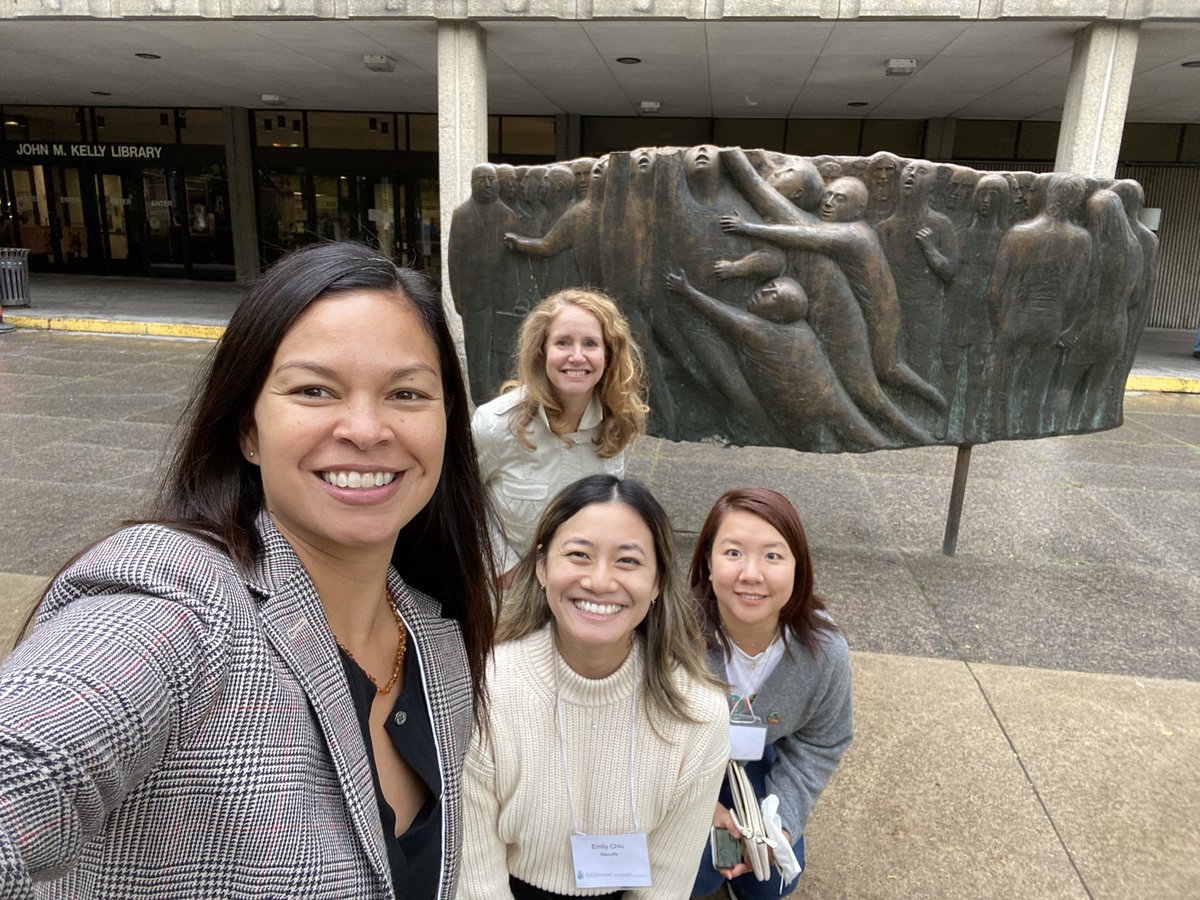 Back on campus for the first time in almost two years! #csr <a href="/UofT/">University of Toronto</a> #srands2022 <a href="/uStMikesCSR/">Grad.Dipl. Social Responsibility & Sustainability</a> #changemakers