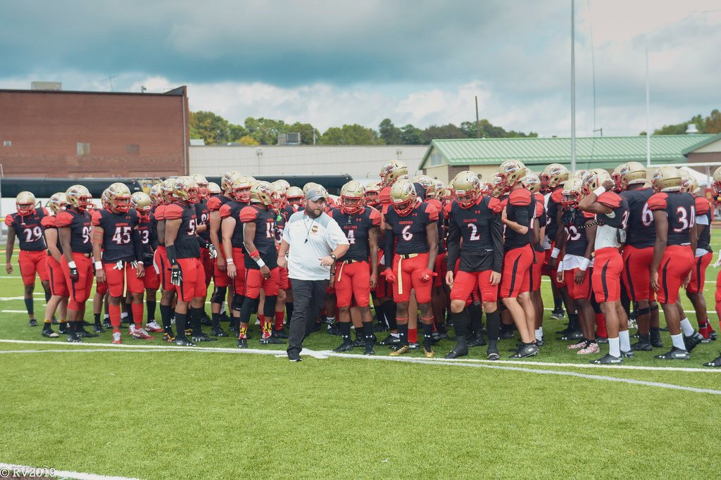 ThaydenM's tweet photo. Big thank you to all the Seton Hill coaches for having me this weekend! Beautiful campus, great facilities, and exciting atmosphere. Good luck the rest of the season! @coachfiegener @coachday_ @PaFootballNews https://t.co/qy7gfdRY6l